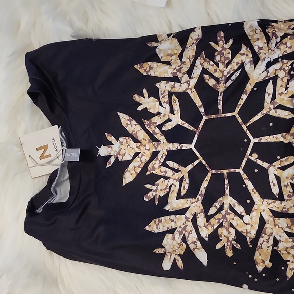 Nora Cora long sleeved Christmas tee shirt. - Picture 8 of 8